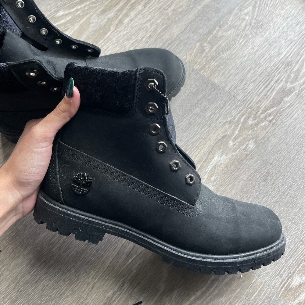 Black Timberland Boots